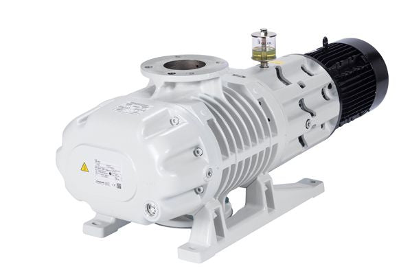 The Leybold North America RUVAC WA 1001 is a high-performance industrial vacuum pump with a cylindrical motor, sturdy base, and central oil reservoir—ideal for demanding environments. Runs on 3-ph, 230/400 V, 50/60 Hz.